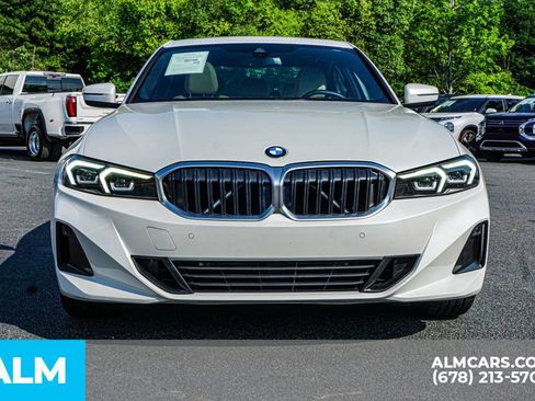 Used 2025 BMW 330i Sedan RWD image 9