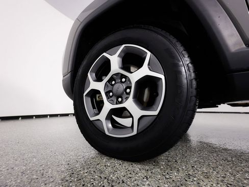 Used 2022 Jeep Compass Trailhawk w/ Trailhawk Convenience Group image 8