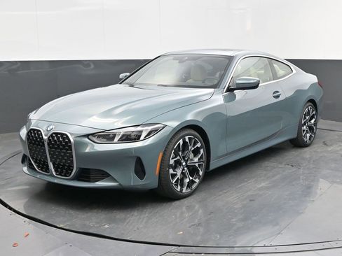 New 2025 BMW 430i Coupe w/ Convenience Package image 3