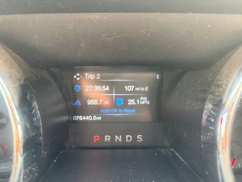 Used 2015 Ford Mustang Convertible RWD image 7