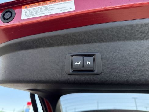 New 2025 Mitsubishi Outlander SE image 51