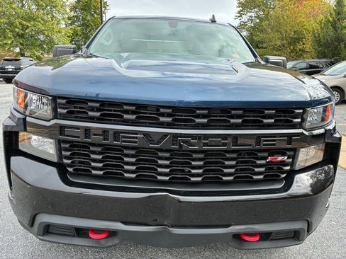 Used 2019 Chevrolet Silverado 1500 Custom Trail Boss w/ Custom Convenience Package image 2