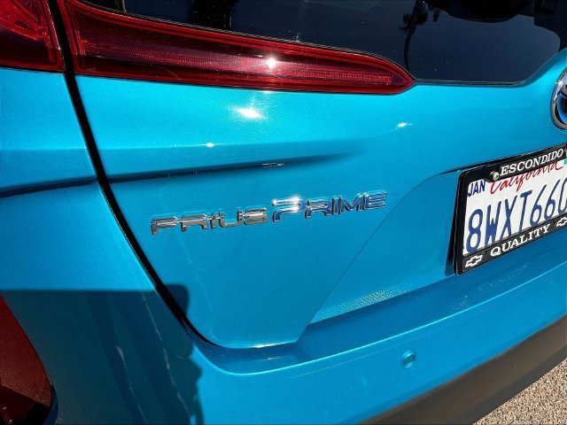 Used 2021 Toyota Prius Prime Limited w/ Carpet Mat Package (TMS) FWD image 26