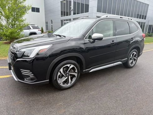 Used 2023 Subaru Forester Touring AWD/4WD image 1