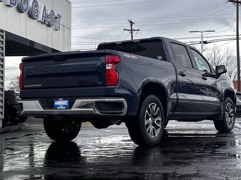 Used 2023 Chevrolet Silverado 1500 LT image 3