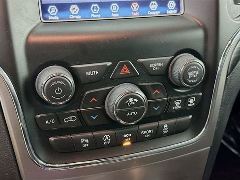 Certified 2020 Jeep Grand Cherokee Laredo image 21