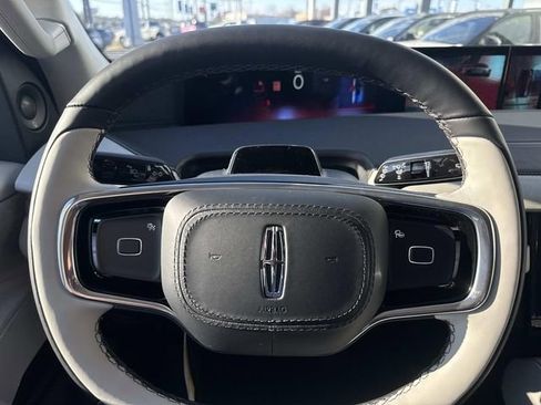 New 2026 Lincoln Navigator L Reserve AWD/4WD image 27