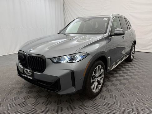 Used 2025 BMW X5 xDrive40i image 2