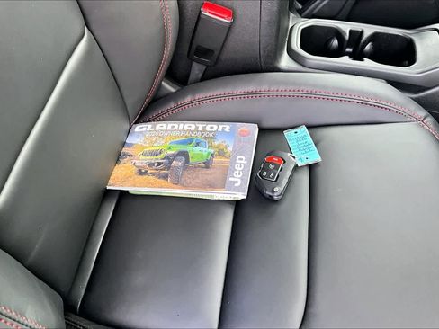 New 2026 Jeep Gladiator Rubicon image 20