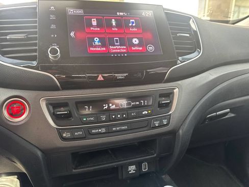 Used 2021 Honda Ridgeline Sport image 14