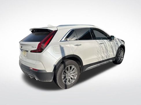 Certified 2022 Cadillac XT4 Premium Luxury w/ Enhanced Visibility Package image 3