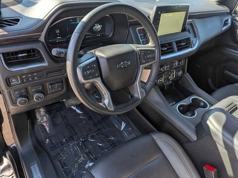 Used 2024 Chevrolet Tahoe Z71 w/ Luxury Package AWD/4WD image 2