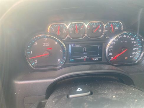 Used 2018 GMC Sierra 1500 SLT w/ SLT Preferred Package image 16