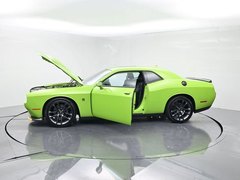 Used 2023 Dodge Challenger R/T Scat Pack w/ Plus Package RWD image 28