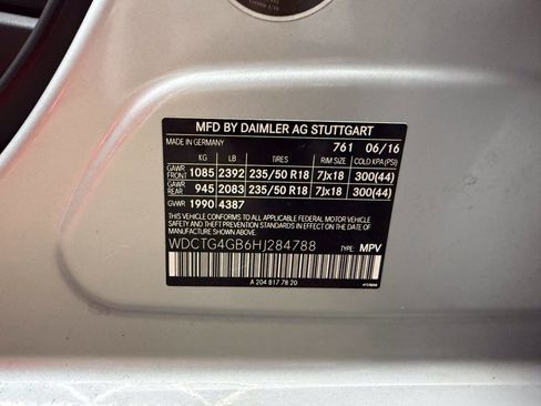 Used 2017 Mercedes-Benz GLA 250 4MATIC image 30