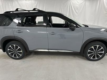 New 2026 Nissan Pathfinder Platinum