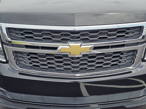 Used 2017 Chevrolet Tahoe LS RWD image 4