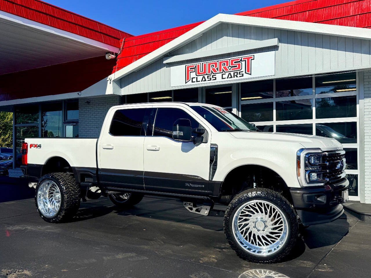 Used 2025 Ford F250 King Ranch w/ FX4 Off-Road Package AWD/4WD image 1