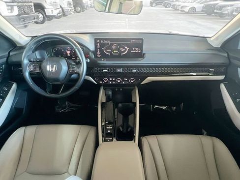 Used 2023 Honda Accord EX-L image 27