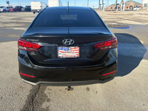 Used 2019 Hyundai Accent SE image 4