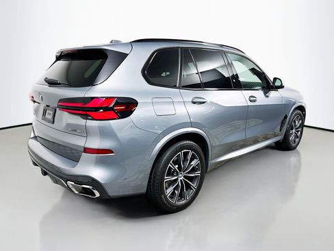 Used 2024 BMW X5 sDrive40i w/ M Sport Package image 4
