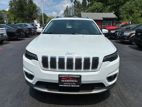 Used 2020 Jeep Cherokee Limited w/ Luxury Group AWD/4WD image 4