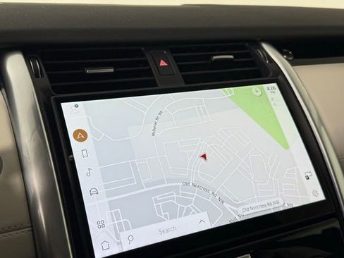 New 2025 Land Rover Discovery S image 15