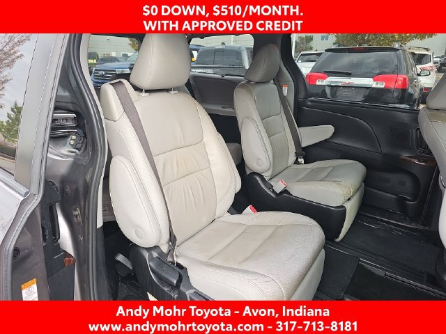 Used 2018 Toyota Sienna Limited FWD image 20