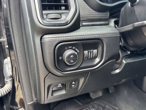 Used 2023 RAM 1500 Limited AWD/4WD image 21