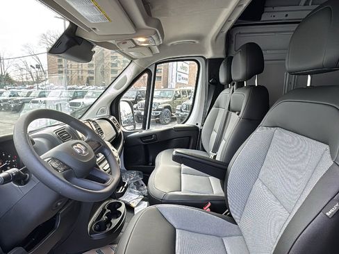 New 2025 RAM ProMaster 2500 w/ Power Group image 14