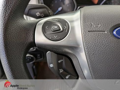 Used 2014 Ford Focus SE w/ SE Winter Package FWD image 22