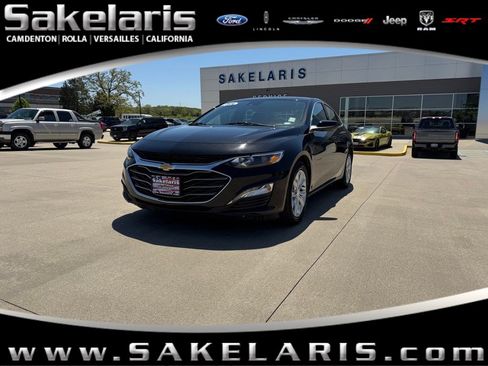 Used 2024 Chevrolet Malibu LT FWD image 1