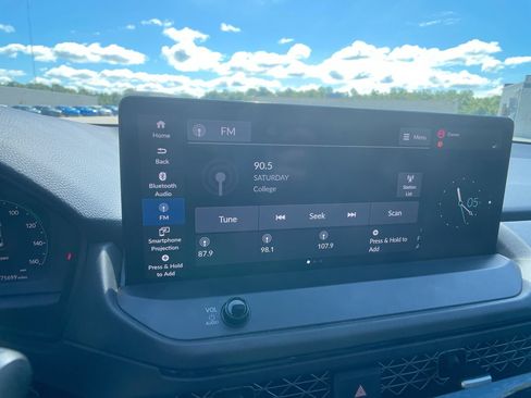Used 2023 Honda Accord Sport image 18