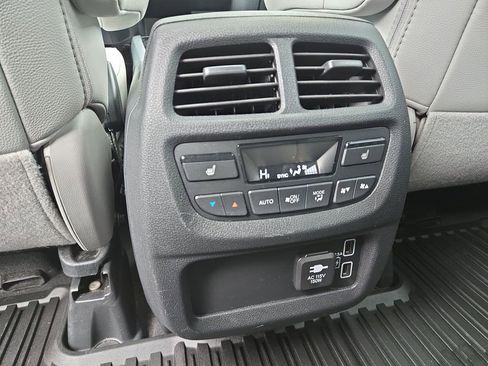 Used 2021 Honda Passport Touring image 32