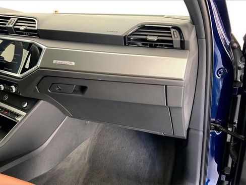 Certified 2025 Audi Q3 2.0T Premium Plus w/ Premium Plus Package image 16