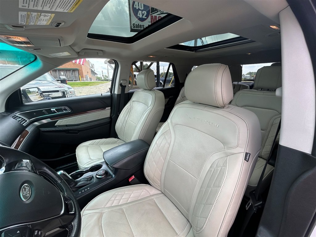 Used 2017 Ford Explorer Platinum AWD/4WD image 12
