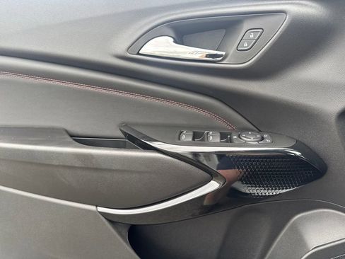 New 2026 Chevrolet Trax RS w/ Driver Confidence Package image 18