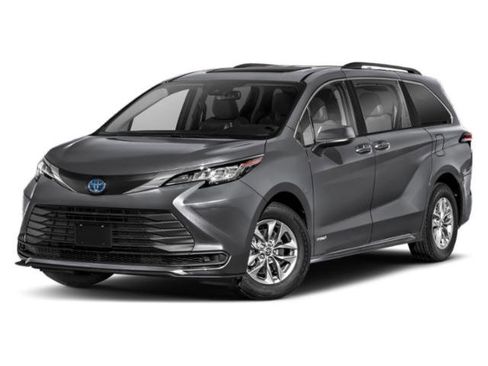 Used 2024 Toyota Sienna LE FWD image 6