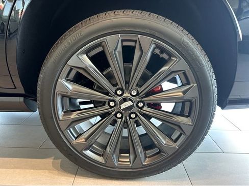 New 2026 Cadillac Escalade V image 4