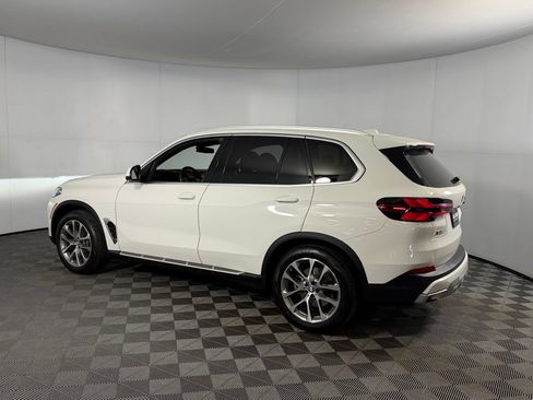 Used 2026 BMW X5 xDrive40i AWD/4WD image 7