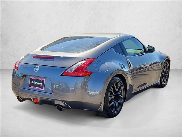 Used 2016 Nissan 370Z Coupe RWD image 5