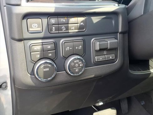 New 2026 Chevrolet Tahoe Premier AWD/4WD image 15