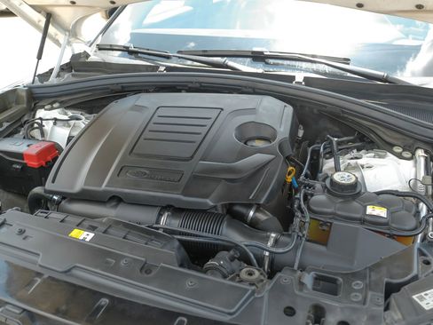 Used 2018 Land Rover Range Rover Velar R-Dynamic SE image 43