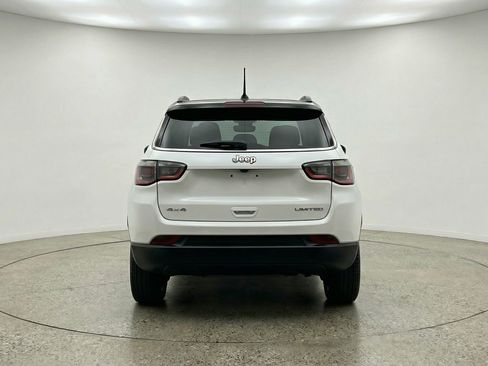 Used 2025 Jeep Compass Limited AWD/4WD image 7