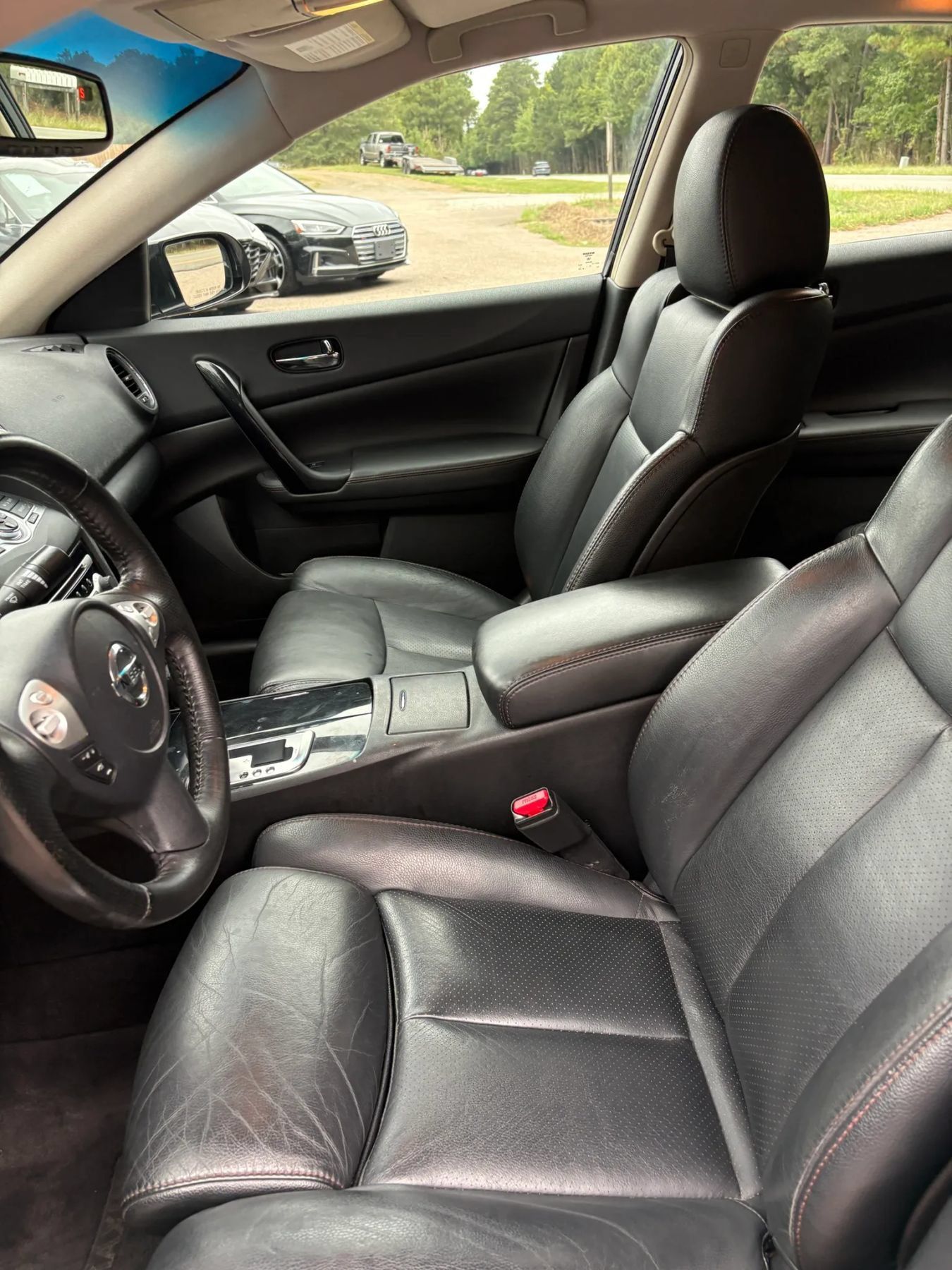 Used 2011 Nissan Maxima 3.5 SV w/ Monitor Pkg FWD image 11
