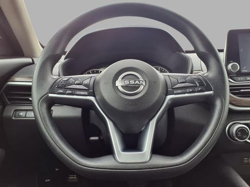 Certified 2024 Nissan Altima 2.5 SV image 15