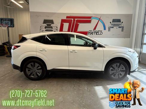 Used 2025 Nissan Murano SL AWD/4WD image 2