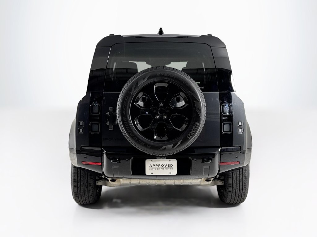 Used 2026 Land Rover Defender 110 X-Dynamic SE AWD/4WD image 4