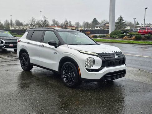 New 2025 Mitsubishi Outlander SEL Black Edition image 3