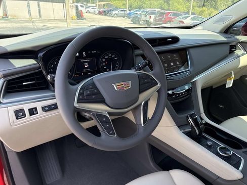 New 2026 Cadillac XT5 Premium Luxury w/ Driver Assist Package FWD image 33